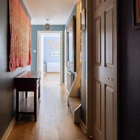 Stylish 3 Bedroom Apartment Near Hollyrood Park Единбург Екстер'єр фото